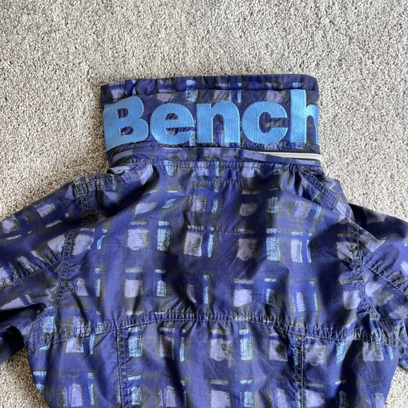 Bench Spring Jacket - Picture 2 of 3